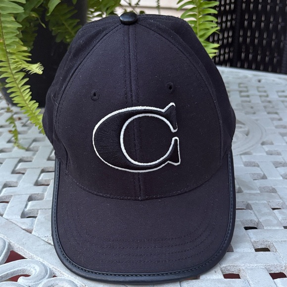 COACH Casquette Noire Cap - Black (M/L) - Picture 1 of 10